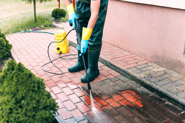 Best Deck Pressure Washing  in Kissimmee, FL